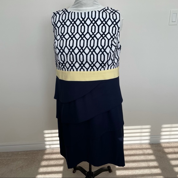 NWT Laura Plus fitted tierd blue and yellow dress - Picture 2 of 9